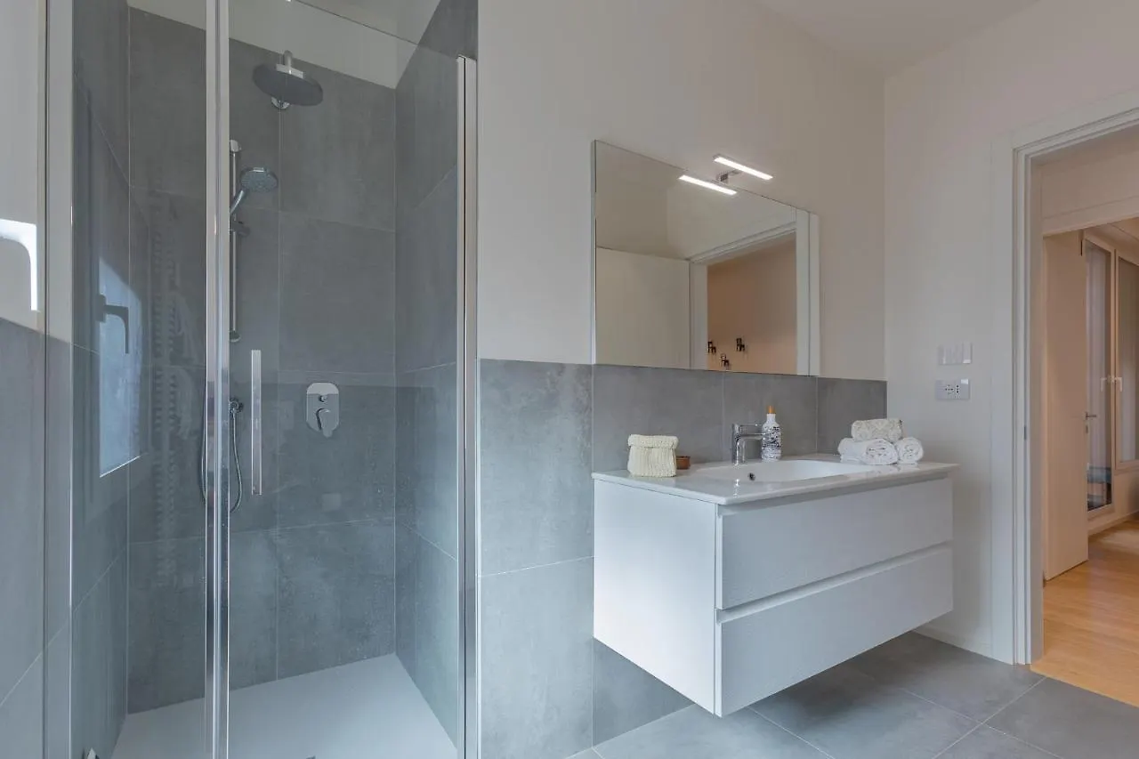 Bologna Hills View - Stunning Attic With Terrace Apartment