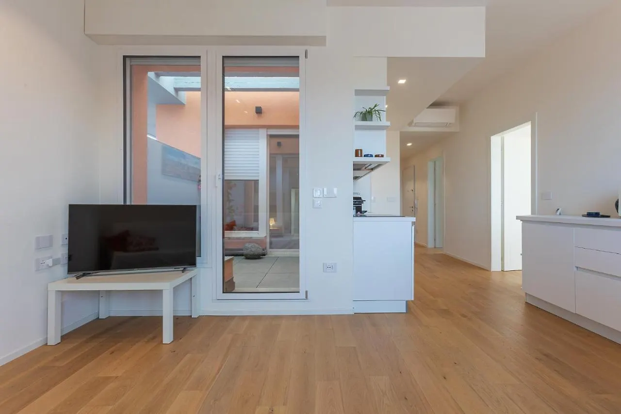Bologna Hills View - Stunning Attic With Terrace Apartment Italy